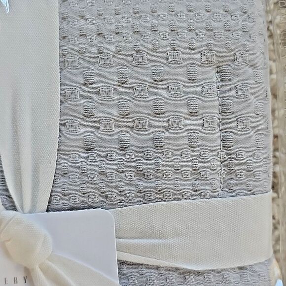 Pottery Barn Honeycomb Cotton Waffle Weave Standard Pillow Sham NEW Gray Mist - Picture 4 of 6